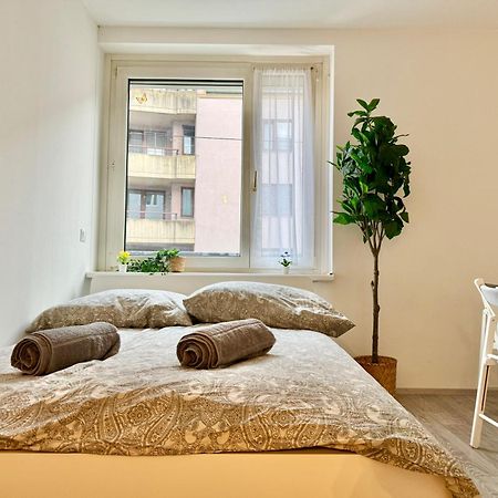 Prime Suites Near Schoenbrunn Castle Vienna Exterior photo